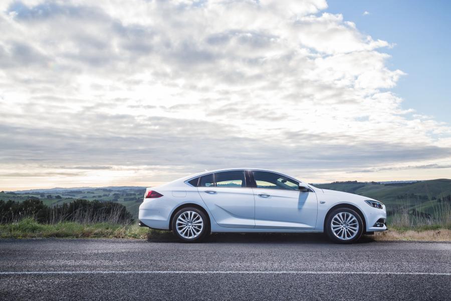  Holden Commodore Calais (ZB) 2018 года  (фото 29 из 37)